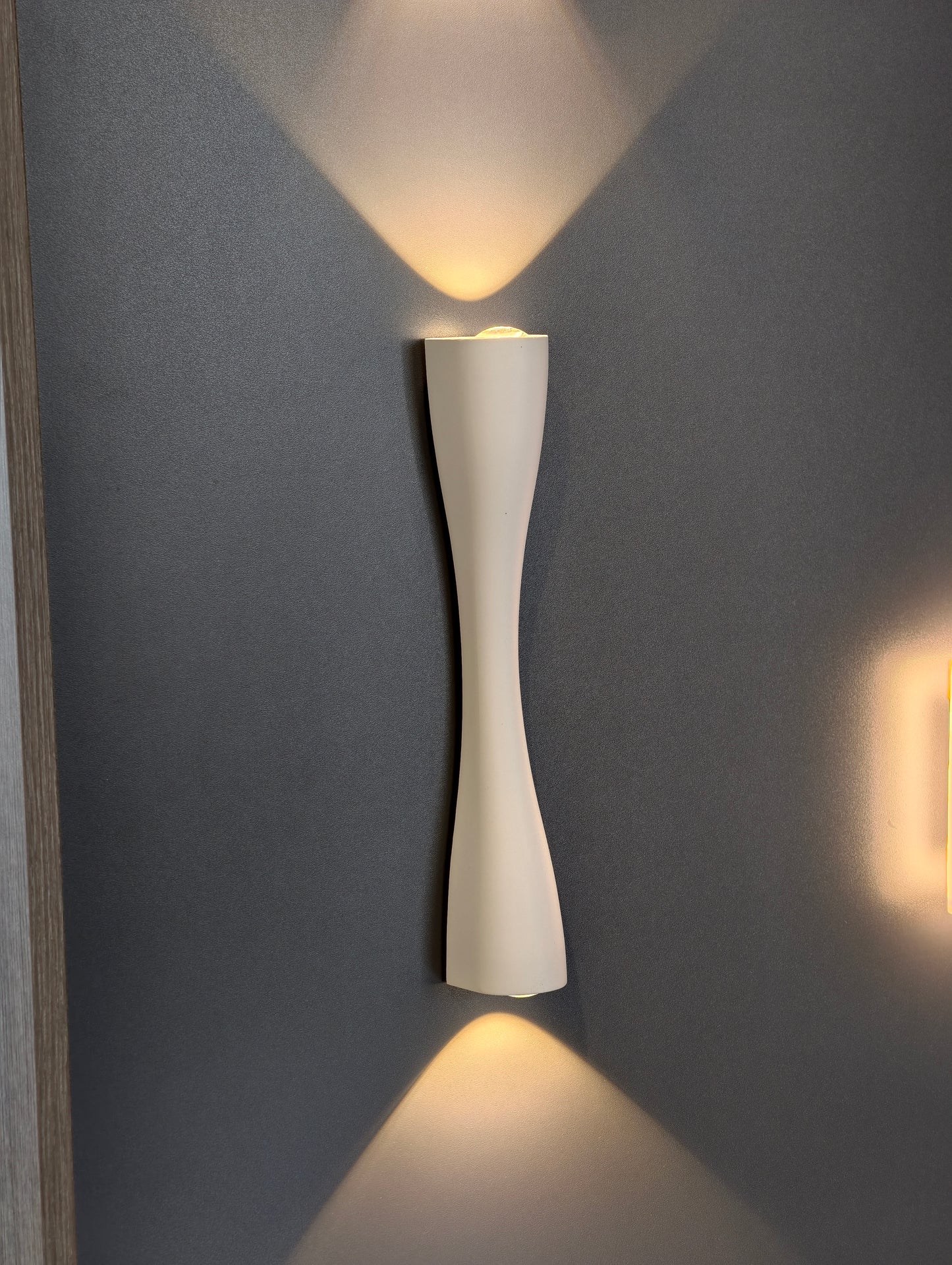 wall light